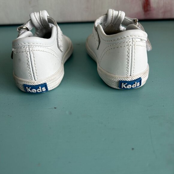 Keds Toddler Size 3 Champion Mary Jane Sneaker Toe Cap T-Strap Sneaker Girls - Picture 8 of 10